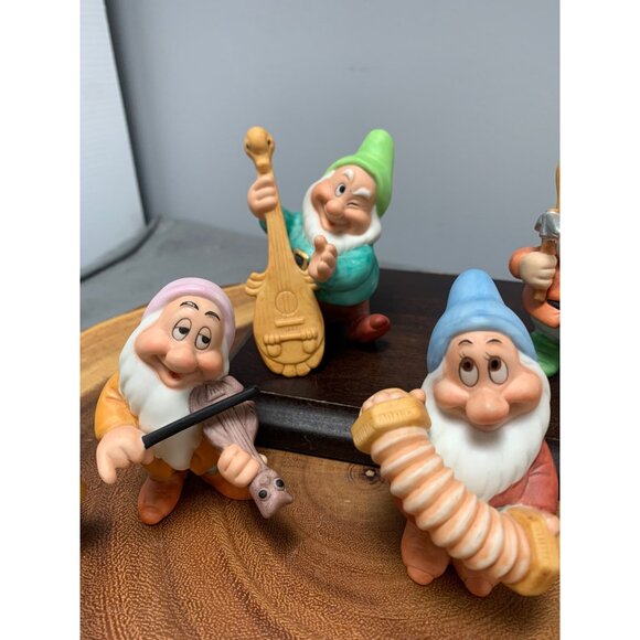Disney Seven Dwarfs Musical Band Figurine Set by Sri Lanka - Picture 3 of 13
